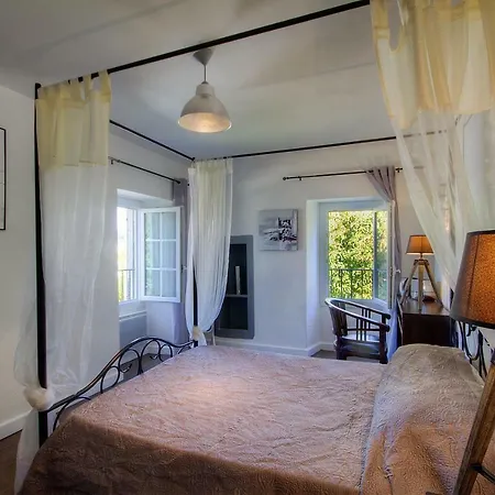 La Casalamadonna Nyaraló *